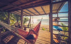 Cabaña Tello Surf